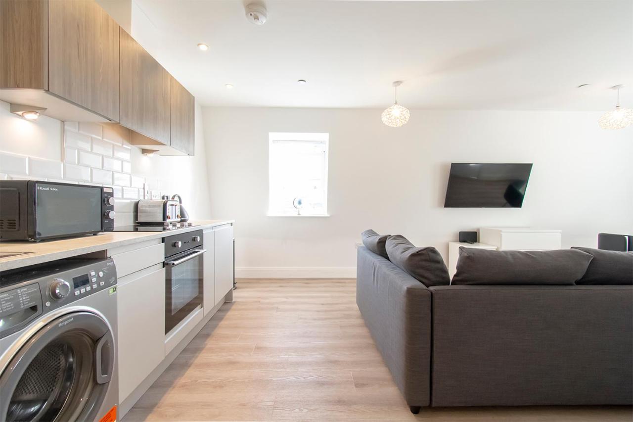 Modern 1 Bed Flat 2 Mins Walk From Restaurants Bars Clubs & Beach! Wow! Apartment Bournemouth Exterior photo